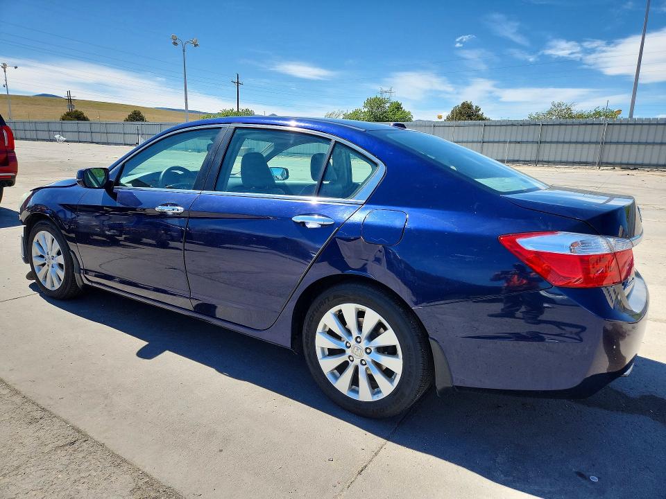2015 Honda Accord მანქანა იყიდება აუქციონზე, vin: 1HGCR2F81FA252422, აუქციონის ნომერი: 50532666