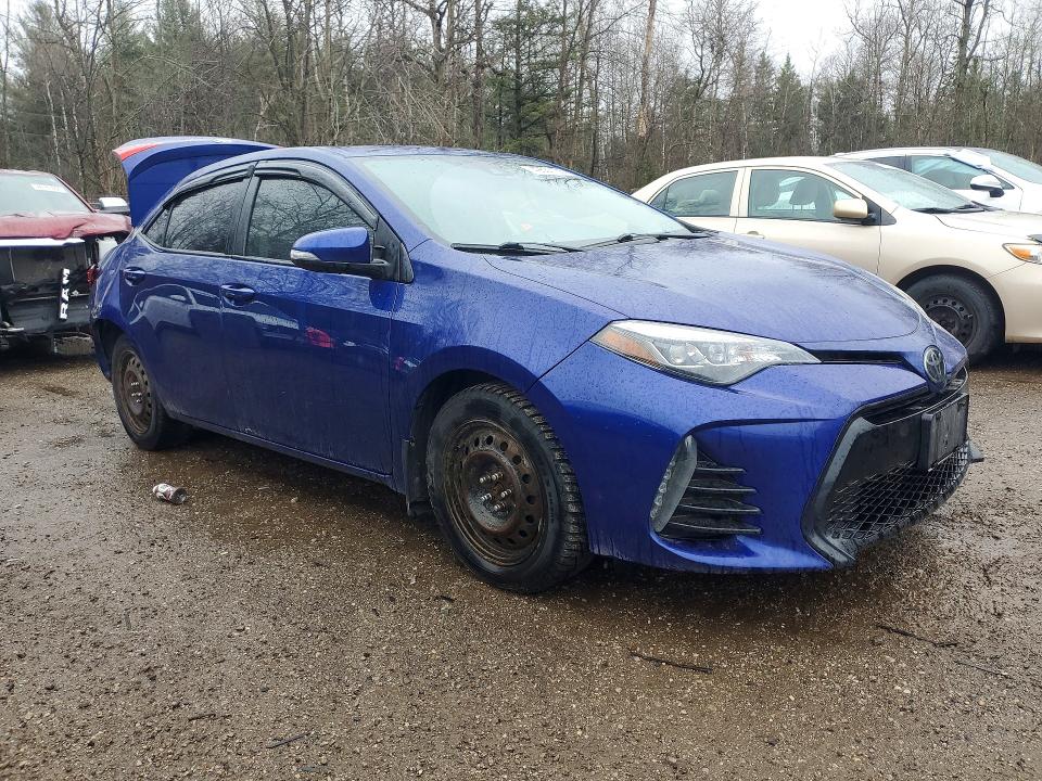 Продаж на аукціоні авто 2018 Toyota Corolla, vin: 2T1BURHE7JC121942, номер лоту: 49537106