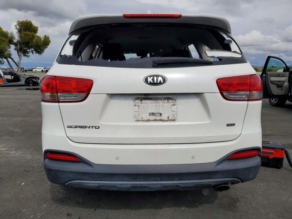 50360846 :رقم المزاد ، 5XYPG4A31HG239170 vin ، 2017 Kia Sorento مزاد بيع
