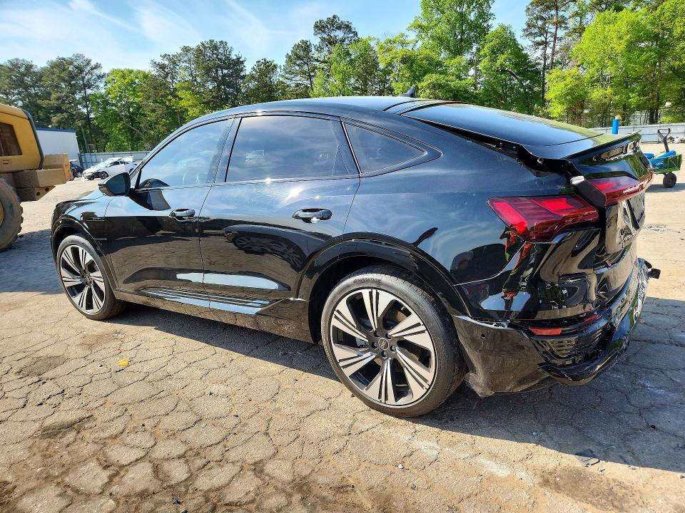 49144106 :رقم المزاد ، WA1DABGEXRB005407 vin ، 2024 Audi Q8 E-tron مزاد بيع