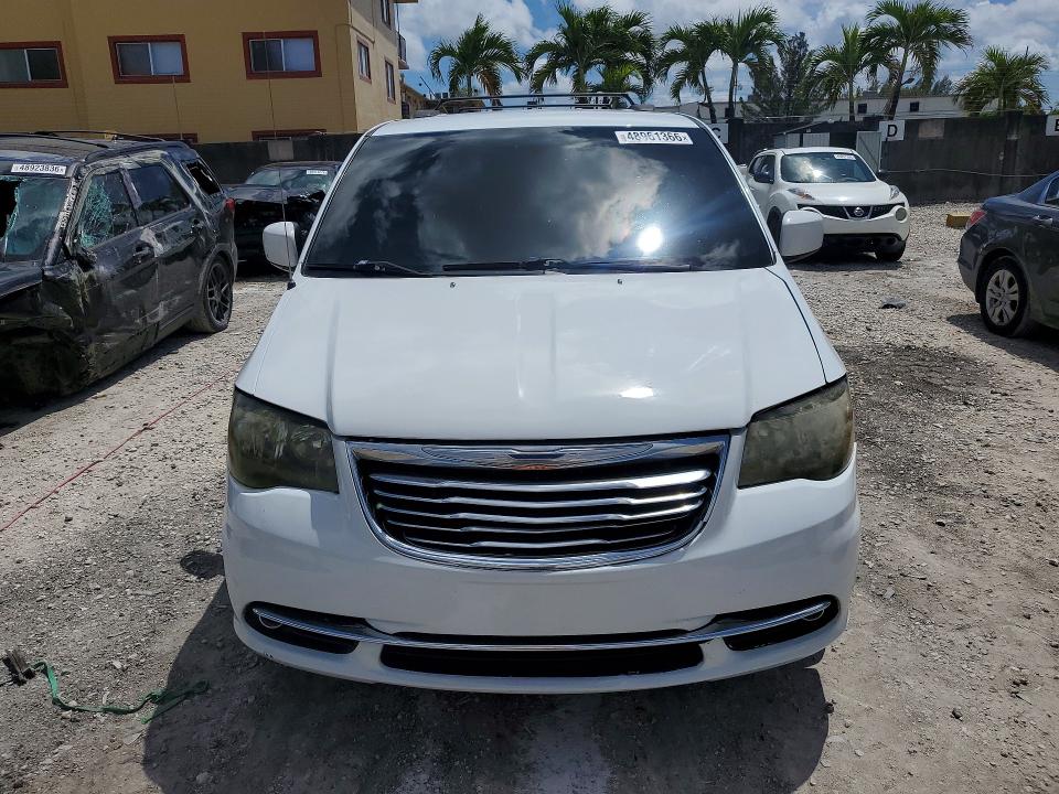 48961366 :رقم المزاد ، 2C4RC1BG0GR198464 vin ، 2016 Chrysler Town & Country مزاد بيع