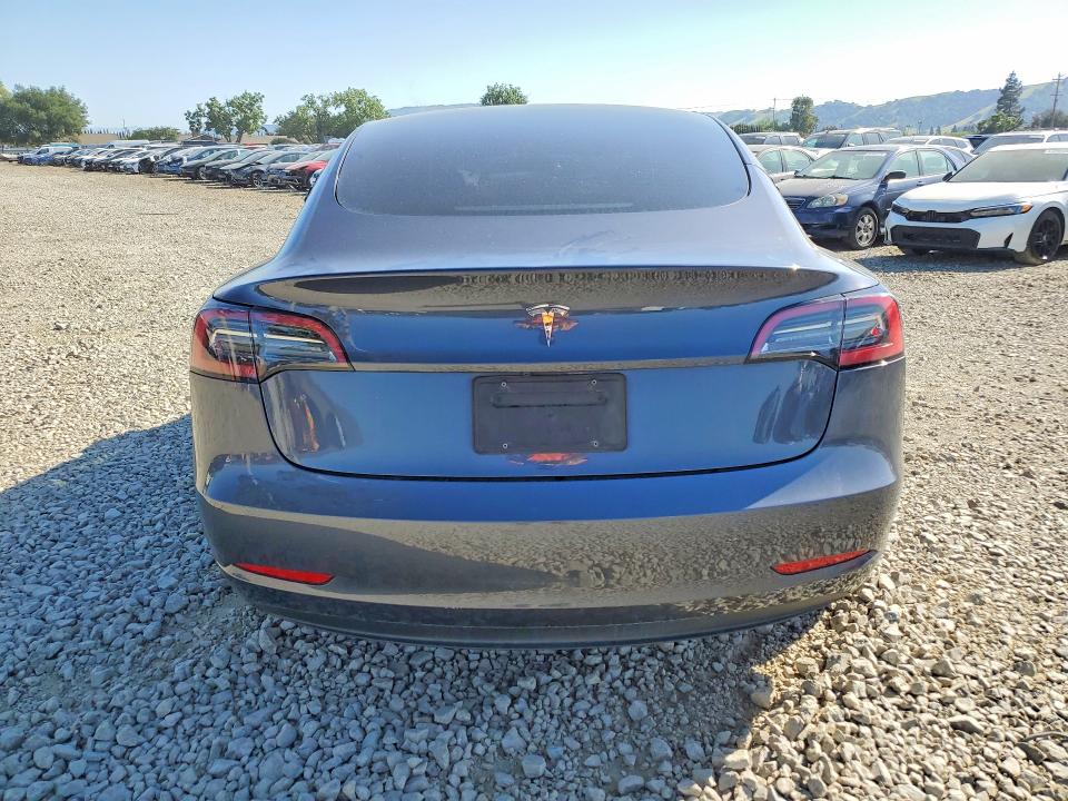 2023 Tesla Model 3 მანქანა იყიდება აუქციონზე, vin: 5YJ3E1EA5PF709766, აუქციონის ნომერი: 49131806