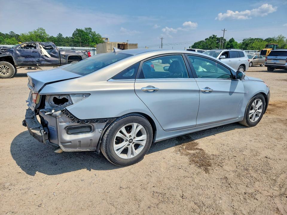 2011 Hyundai Sonata მანქანა იყიდება აუქციონზე, vin: 5NPEC4AC1BH028392, აუქციონის ნომერი: 50613856