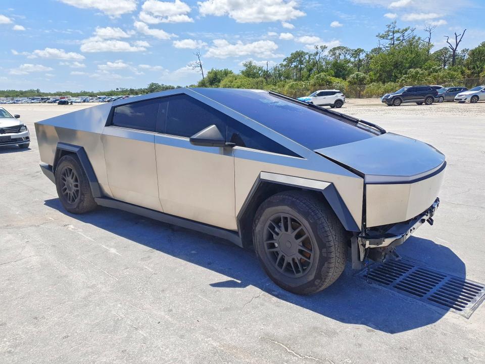Aukcja sprzedaży 2025 Tesla Cybertruck, vin: 7G2CEHED3SA077646, numer aukcji: 48058226