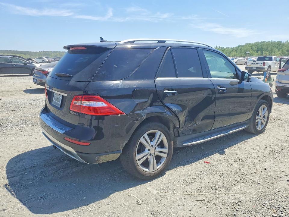 49757446 :رقم المزاد ، 4JGDA5JB1FA565898 vin ، 2015 Mercedes-benz Ml مزاد بيع