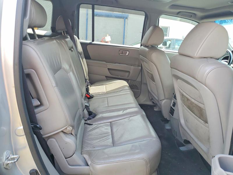 50571306 :رقم المزاد ، 5FNYF4H67BB054501 vin ، 2011 Honda Pilot مزاد بيع