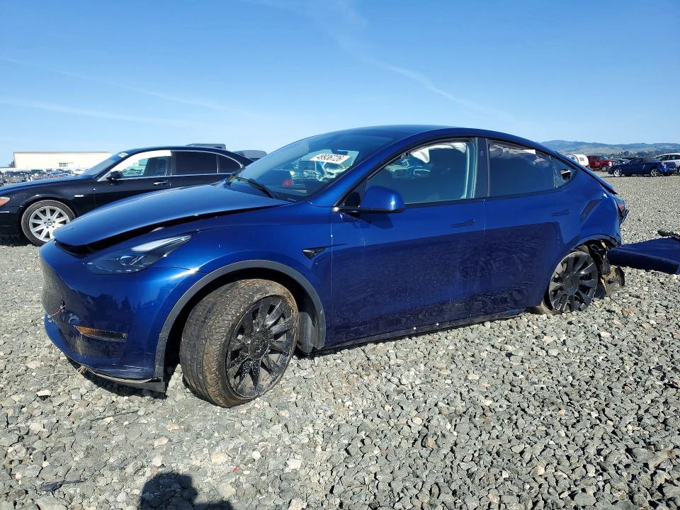 Продаж на аукціоні авто 2024 Tesla Model Y, vin: 7SAYGAEE0RF006844, номер лоту: 49936726