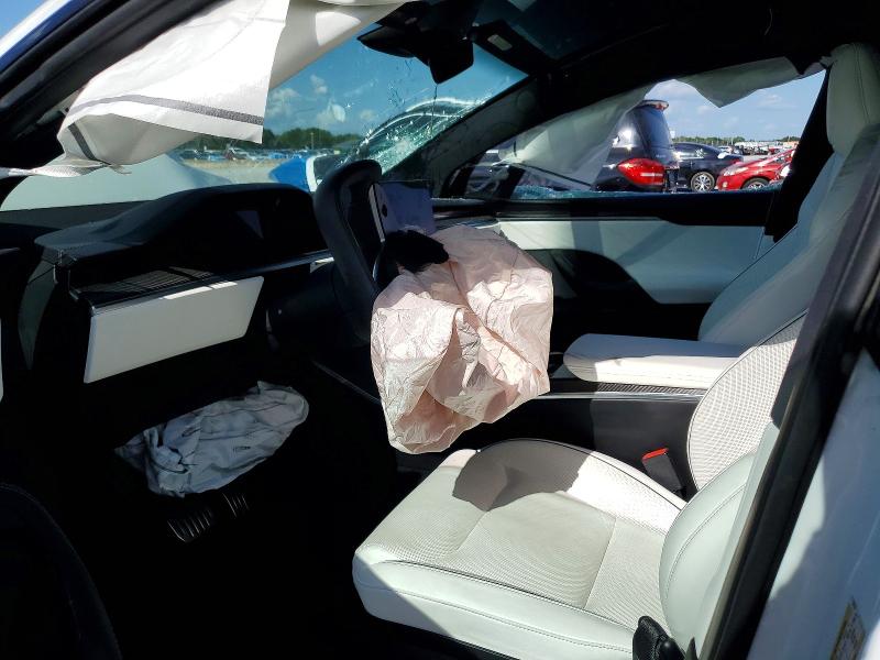 Продаж на аукціоні авто 2022 Tesla Model X, vin: 7SAXCBE60NF355101, номер лоту: 51558836
