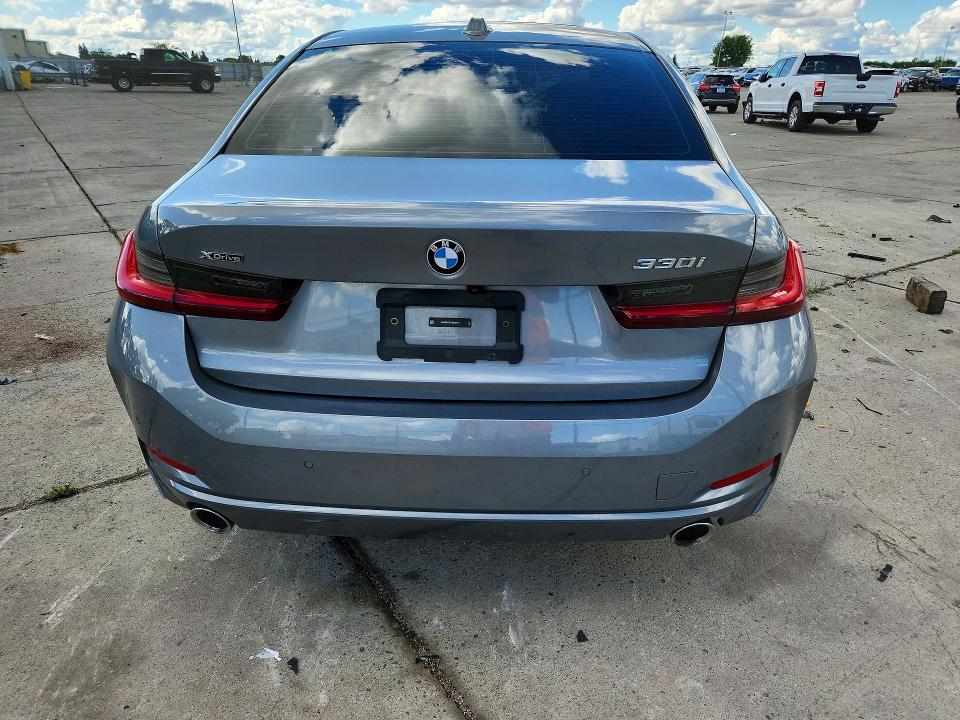 Продаж на аукціоні авто 2024 Bmw 330xi, vin: 3MW89FF01R8E08137, номер лоту: 51007626
