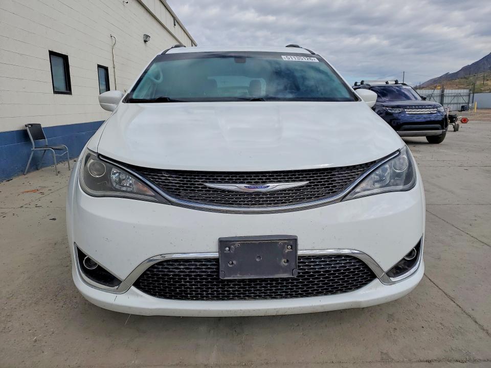2020 Chrysler Pacifica მანქანა იყიდება აუქციონზე, vin: 2C4RC1BG1LR131916, აუქციონის ნომერი: 51135126