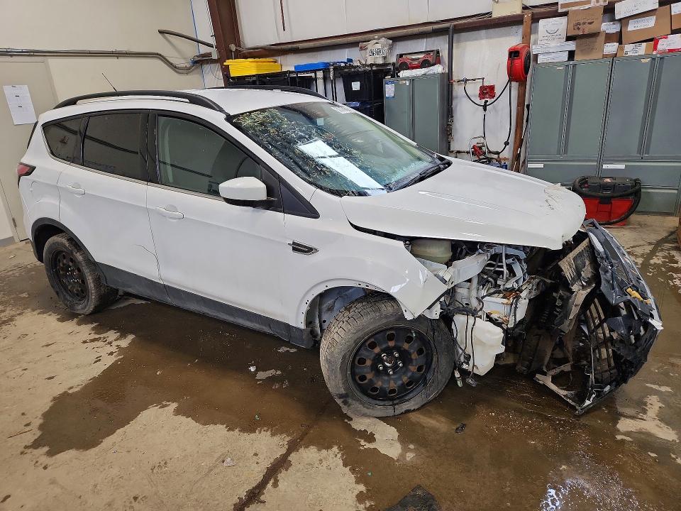 50070666 :رقم المزاد ، 1FMCU0GD3JUC80738 vin ، 2018 Ford Escape مزاد بيع