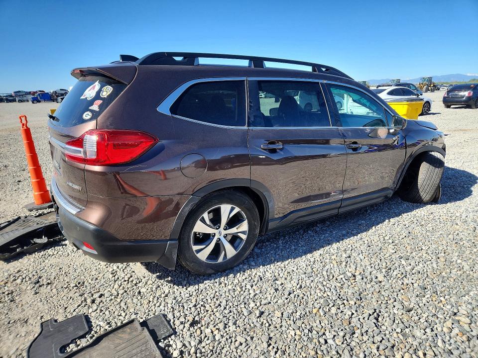 51326316 :رقم المزاد ، 4S4WMAFD9M3400783 vin ، 2021 Subaru Ascent مزاد بيع