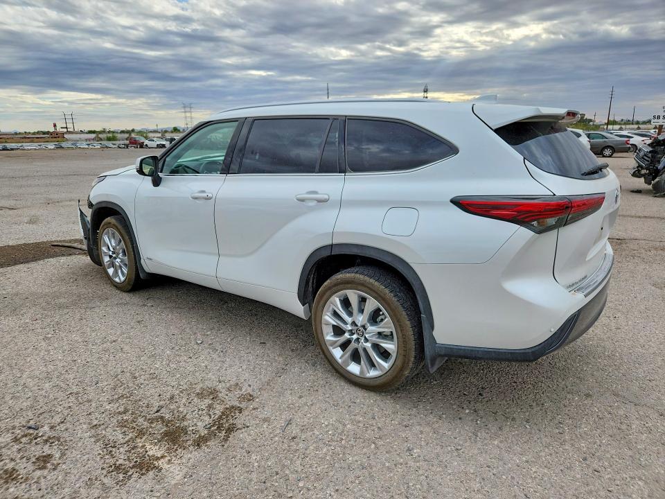 48979816 :رقم المزاد ، 5TDXBRCH6PS574558 vin ، 2023 Toyota Highlander Hybrid مزاد بيع