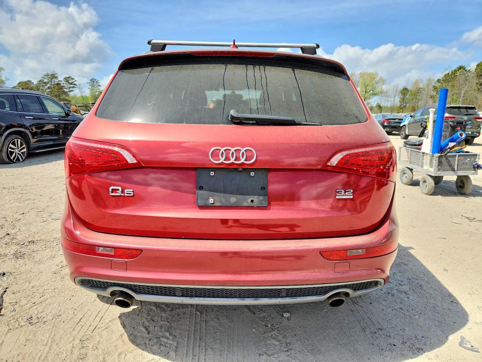 48616866 :رقم المزاد ، WA1WKAFP8AA030142 vin ، 2010 Audi Q5 مزاد بيع