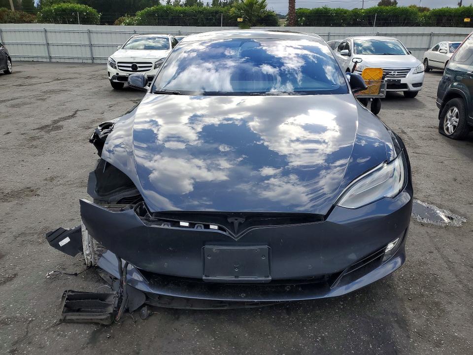 2017 Tesla Model S მანქანა იყიდება აუქციონზე, vin: 5YJSA1E28HF184459, აუქციონის ნომერი: 49800536