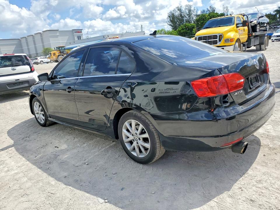 51701236 :رقم المزاد ، 3VWD07AJ3EM430513 vin ، 2014 Volkswagen Jetta مزاد بيع