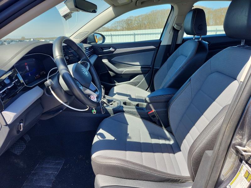 51637826 :رقم المزاد ، 3VWEX7BUXSM020277 vin ، 2025 Volkswagen Jetta مزاد بيع