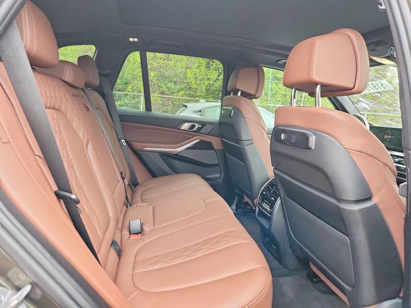 51975176 :رقم المزاد ، 5UX23EU06R9T41577 vin ، 2024 Bmw X5 مزاد بيع