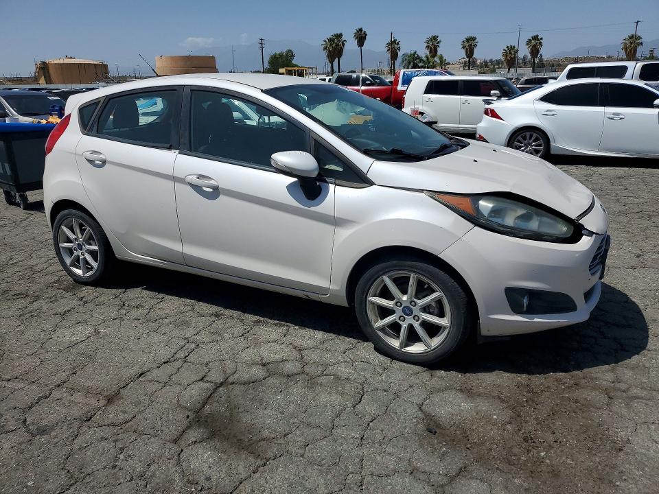 2016 Ford Festiva მანქანა იყიდება აუქციონზე, vin: 3FADP4EJ6GM170401, აუქციონის ნომერი: 49207546