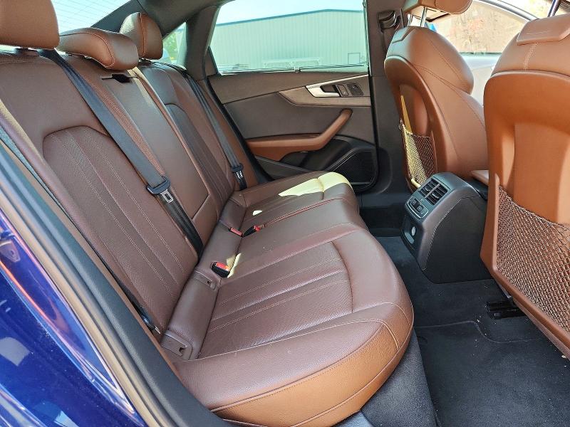 49252346 :رقم المزاد ، WAUFNAF41HN058724 vin ، 2017 Audi A4 مزاد بيع