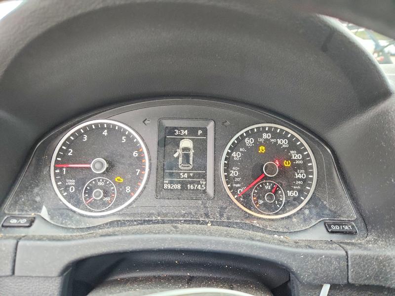 Продажа на аукционе авто 2017 Volkswagen Tiguan, vin: WVGBV7AXXHK000131, номер лота: 51940776