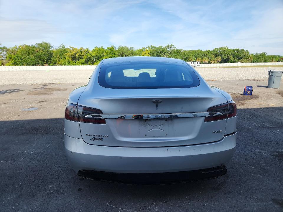 48833356 :رقم المزاد ، 5YJSA1E20HF183919 vin ، 2017 Tesla Model S مزاد بيع