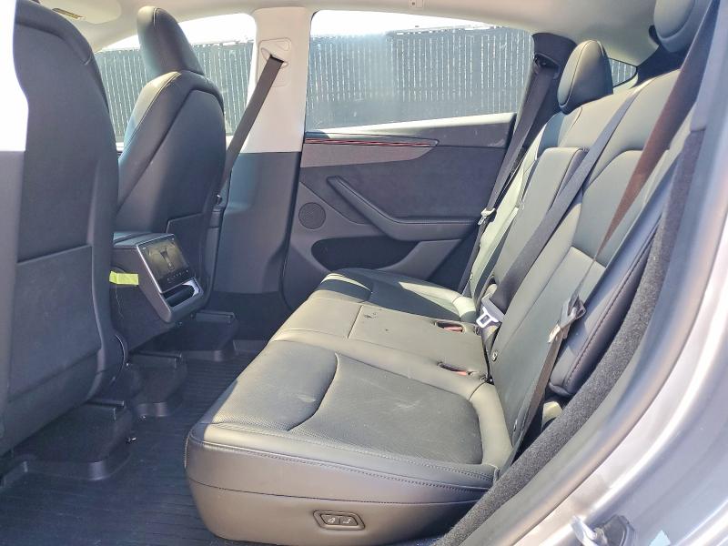 49165776 :رقم المزاد ، 7SAYGDED1TA430045 vin ، 2026 Tesla Model Y مزاد بيع