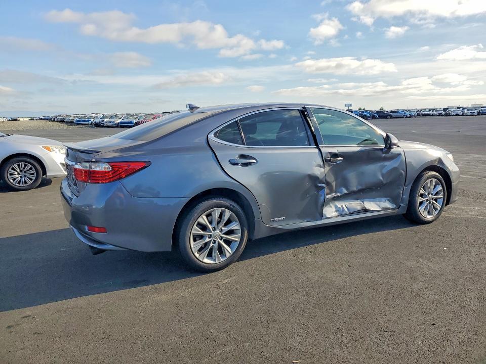 49102176 :رقم المزاد ، JTHBW1GG4E2061538 vin ، 2014 Lexus Es 300h مزاد بيع
