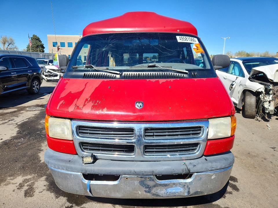49581566 :رقم المزاد ، 2B6HB11Y5YK131432 vin ، 2000 Dodge Ram Van مزاد بيع