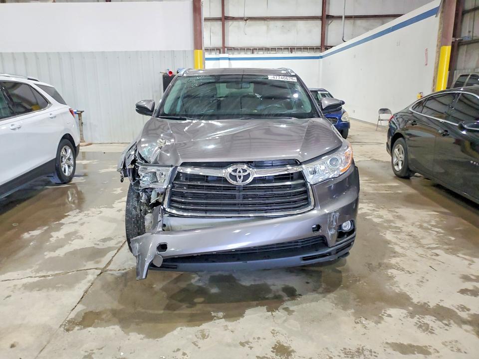 47740676 :رقم المزاد ، 5TDDKRFH4ES016624 vin ، 2014 Toyota Highlander مزاد بيع