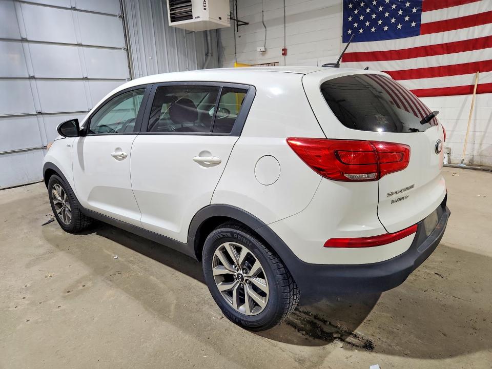 50126656 :رقم المزاد ، KNDPBCAC7F7772028 vin ، 2015 Kia Sportage مزاد بيع