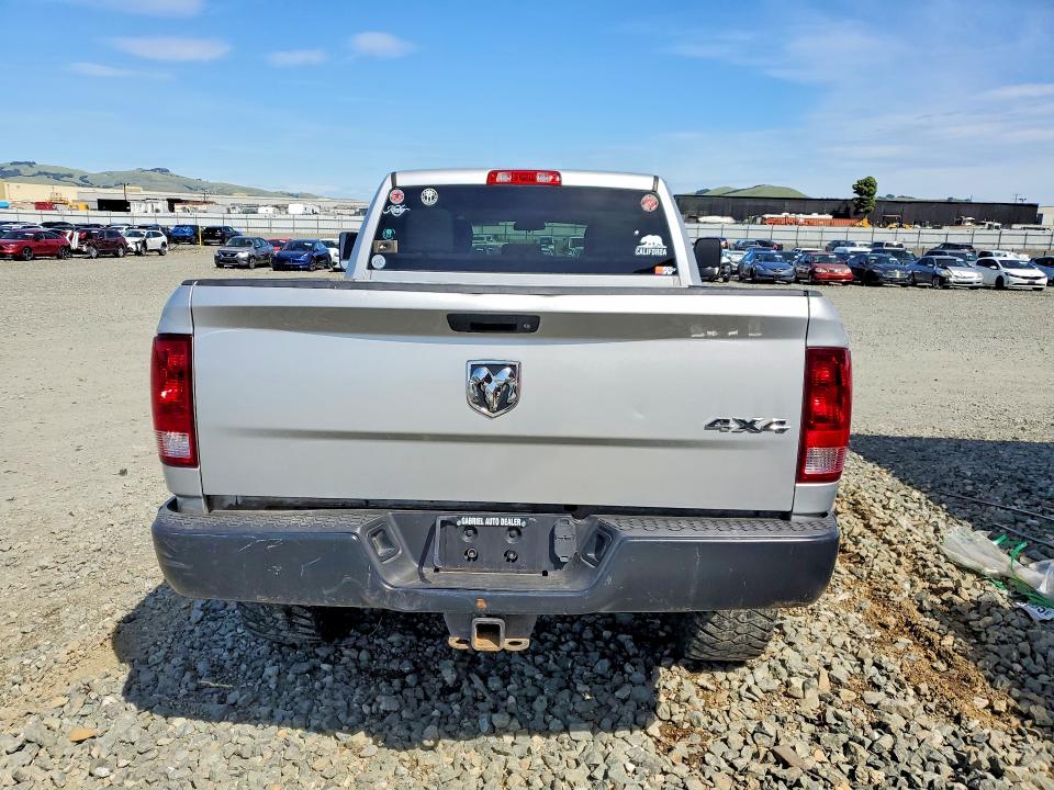 Продажа на аукционе авто 2017 Ram 2500, vin: 3C6UR5CL1HG740469, номер лота: 49685256