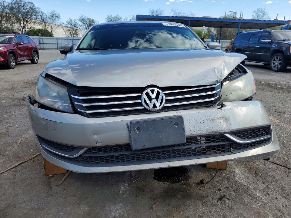 Продажа на аукционе авто 2013 Volkswagen Passat, vin: 1VWBP7A3XDC009912, номер лота: 51903746