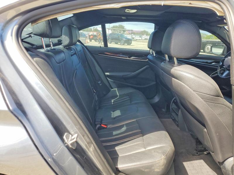 48537276 :رقم المزاد ، WBA13AG04MCF28779 vin ، 2021 Bmw 530e مزاد بيع