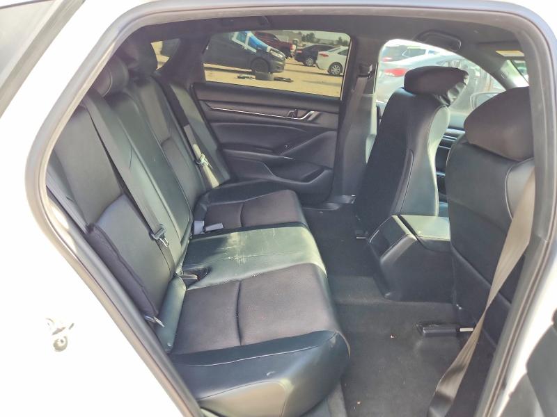2018 Honda Accord მანქანა იყიდება აუქციონზე, vin: 1HGCV1F36JA245355, აუქციონის ნომერი: 49903946