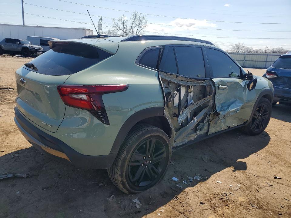 Продажа на аукционе авто 2024 Chevrolet Trax, vin: KL77LKE22RC179405, номер лота: 49011006