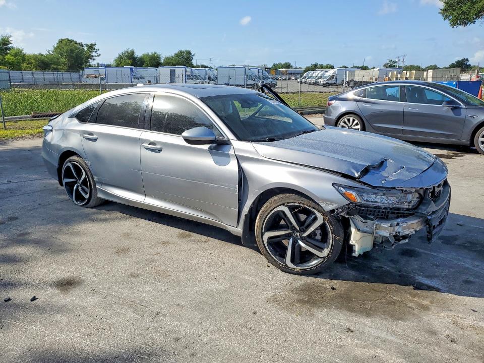 2018 Honda Accord მანქანა იყიდება აუქციონზე, vin: 1HGCV2F36JA029558, აუქციონის ნომერი: 48300836