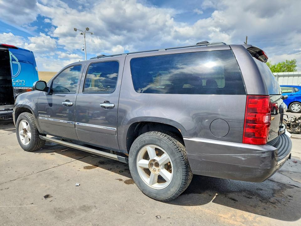 49312816 :رقم المزاد ، 1GNUKKE39AR147237 vin ، 2010 Chevrolet Suburban مزاد بيع