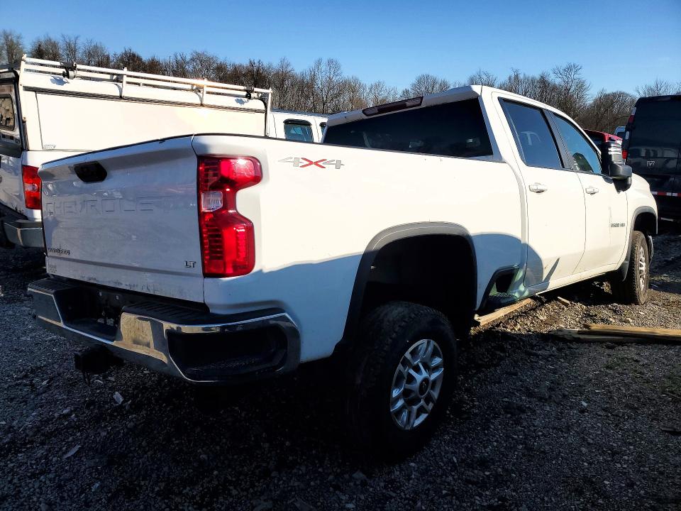 48892886 :رقم المزاد ، 2GC4YNEY3N1201800 vin ، 2022 Chevrolet Silverado مزاد بيع
