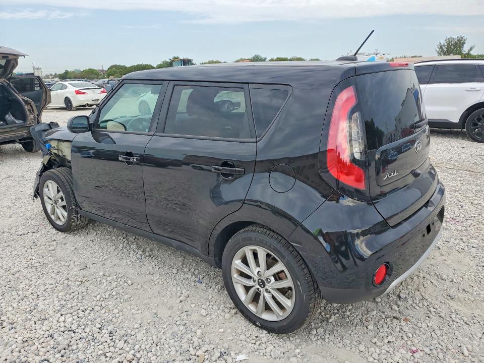 Продаж на аукціоні авто 2018 Kia Soul, vin: KNDJP3A52J7515313, номер лоту: 51951726