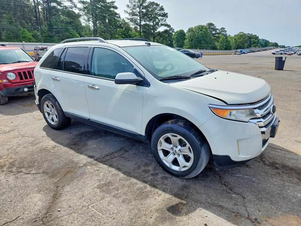 50325326 :رقم المزاد ، 2FMDK4JC8BBB32593 vin ، 2011 Ford Edge مزاد بيع