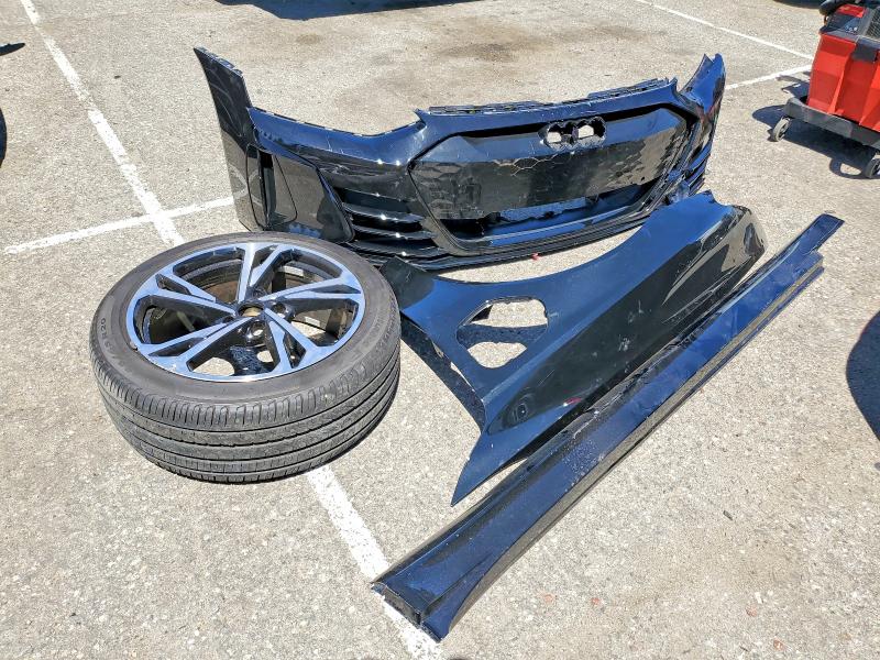 2024 Audi E-tron Gt მანქანა იყიდება აუქციონზე, vin: WAUCJBFW6R7004606, აუქციონის ნომერი: 50744116