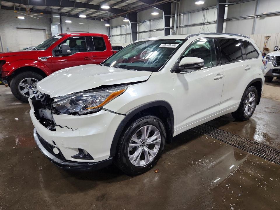 50738736 :رقم المزاد ، 5TDJKRFH8FS161251 vin ، 2015 Toyota Highlander مزاد بيع