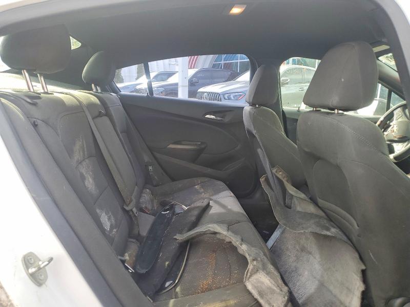 2018 Chevrolet Cruze მანქანა იყიდება აუქციონზე, vin: 1G1BE5SM0J7106036, აუქციონის ნომერი: 51866496