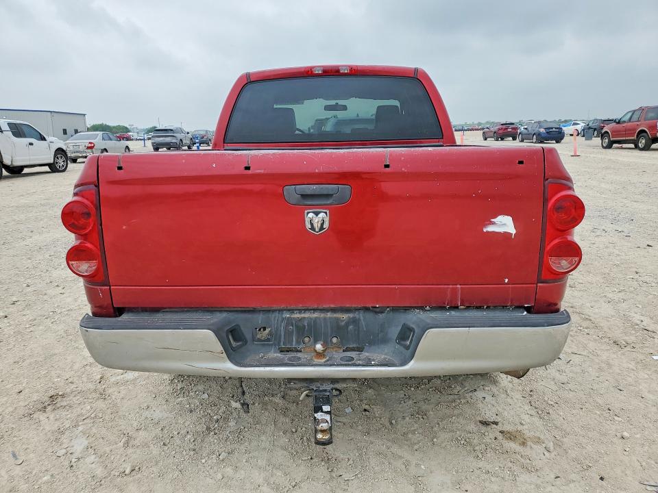 51361146 :رقم المزاد ، 1D7HA18K38J213581 vin ، 2008 Dodge Ram 1500 مزاد بيع