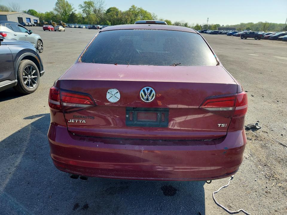51005906 :رقم المزاد ، 3VW267AJXGM214988 vin ، 2016 Volkswagen Jetta مزاد بيع