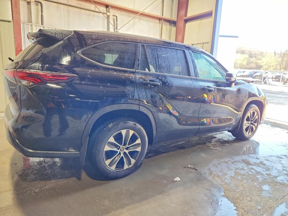 Продаж на аукціоні авто 2025 Toyota Highlander Hybrid, vin: 5TDKBRCH4SS668103, номер лоту: 49305156