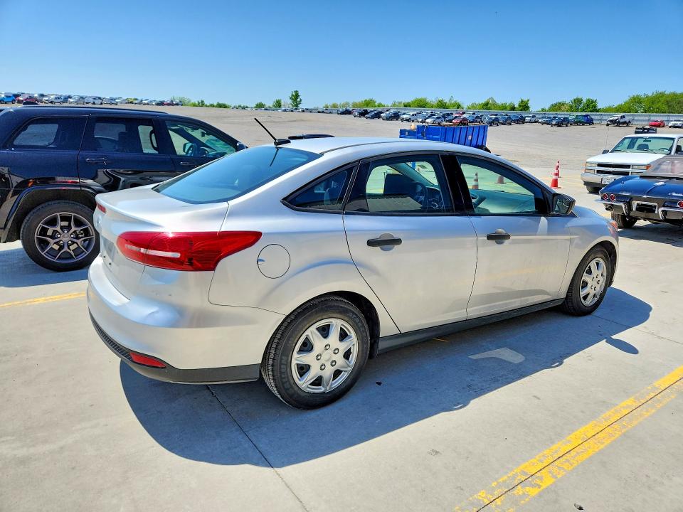 2018 Ford Focus მანქანა იყიდება აუქციონზე, vin: 1FADP3E21JL223114, აუქციონის ნომერი: 47573066