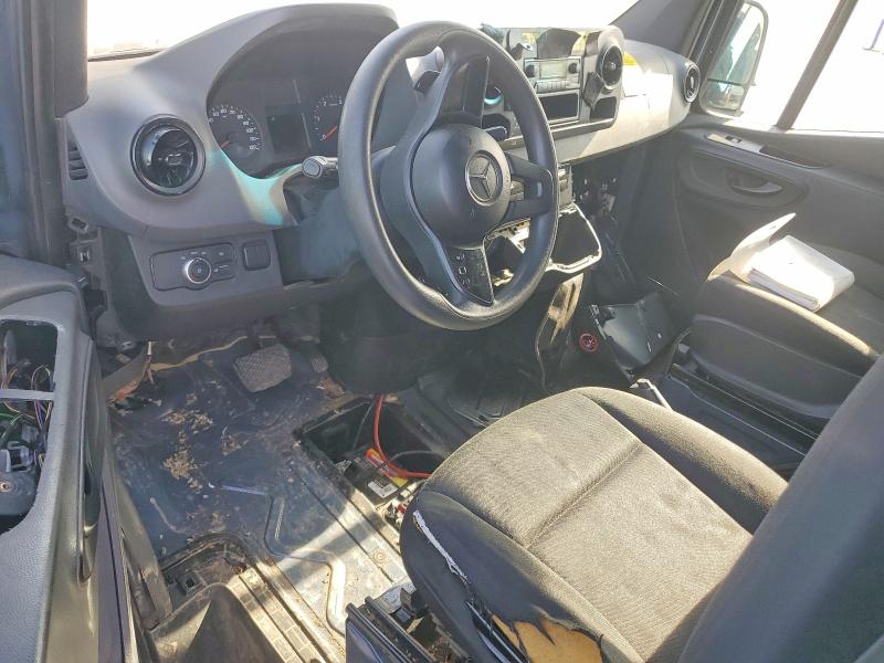 48874946 :رقم المزاد ، WD4PF0CDXKP086459 vin ، 2019 Mercedes Benz Sprinter مزاد بيع