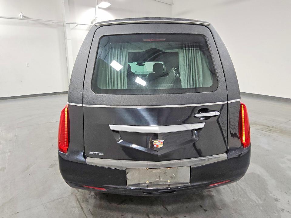 47394516 :رقم المزاد ، 2GEXG7U36F9500175 vin ، 2015 Cadillac Xts مزاد بيع
